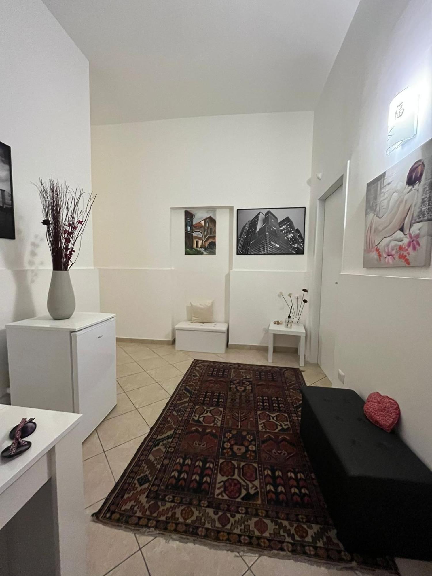 Whitehouse Bed & Breakfast Lecce Ngoại thất bức ảnh