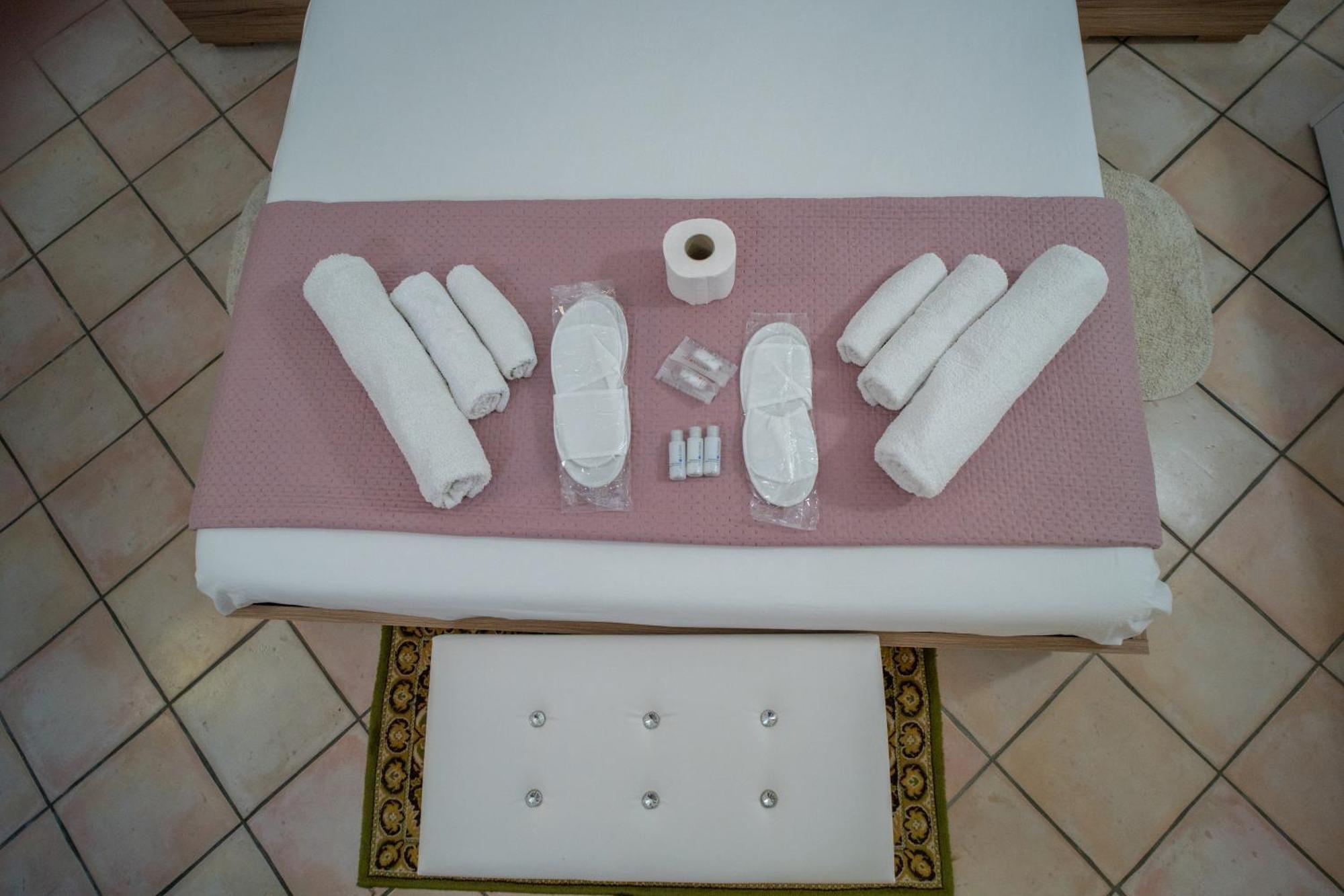 Whitehouse Bed & Breakfast Lecce Ngoại thất bức ảnh
