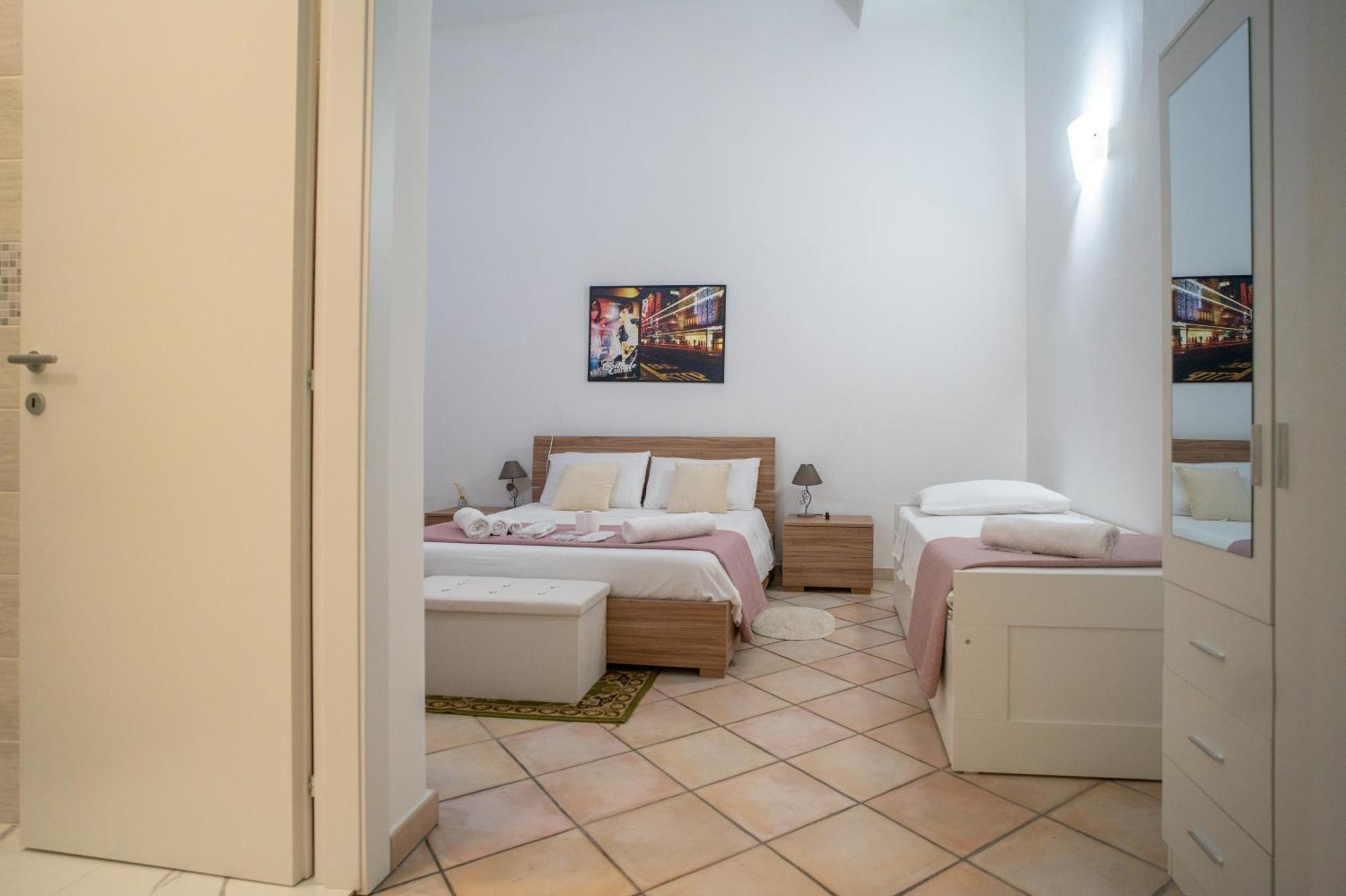 Whitehouse Bed & Breakfast Lecce Ngoại thất bức ảnh