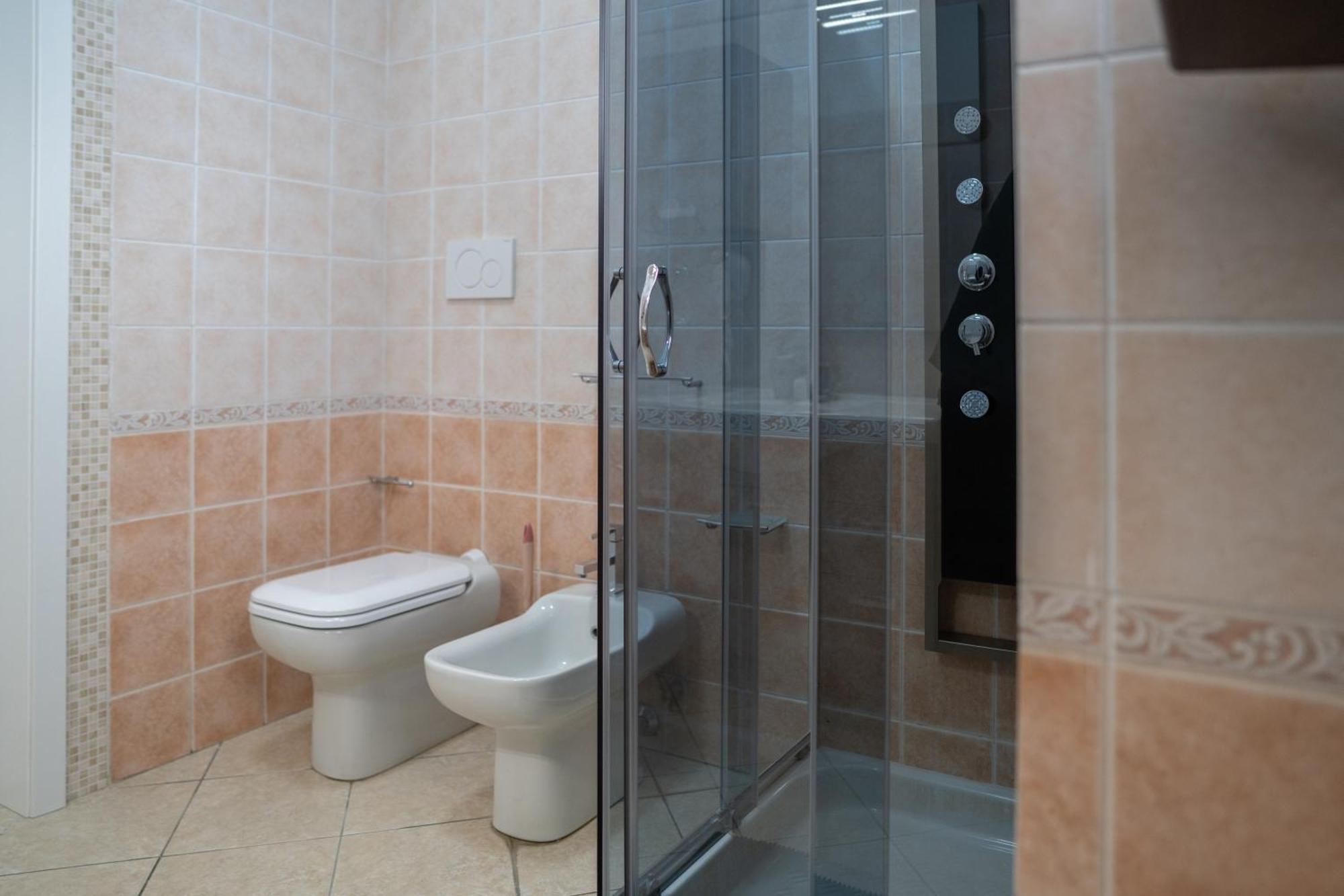 Whitehouse Bed & Breakfast Lecce Ngoại thất bức ảnh