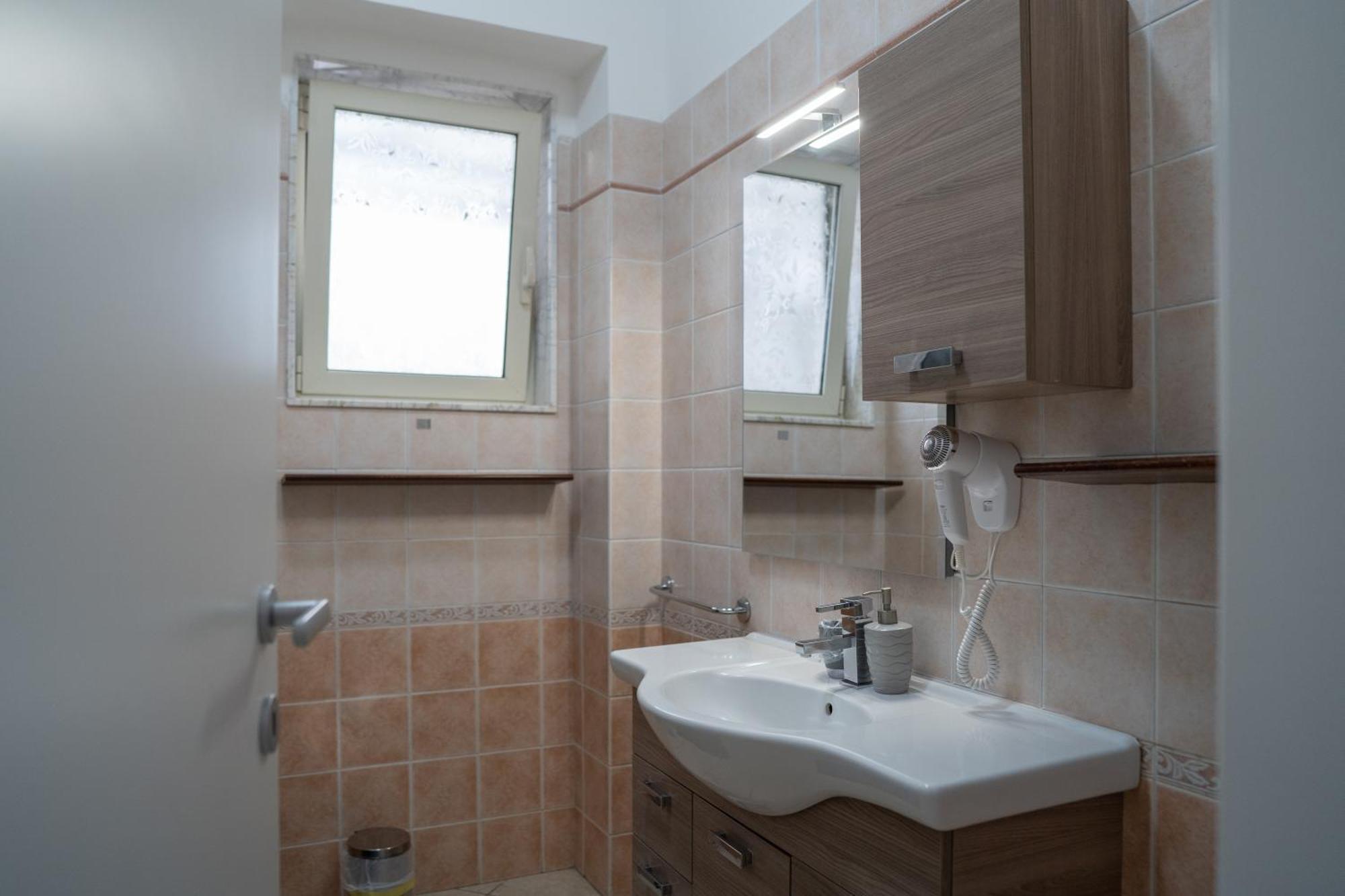 Whitehouse Bed & Breakfast Lecce Ngoại thất bức ảnh
