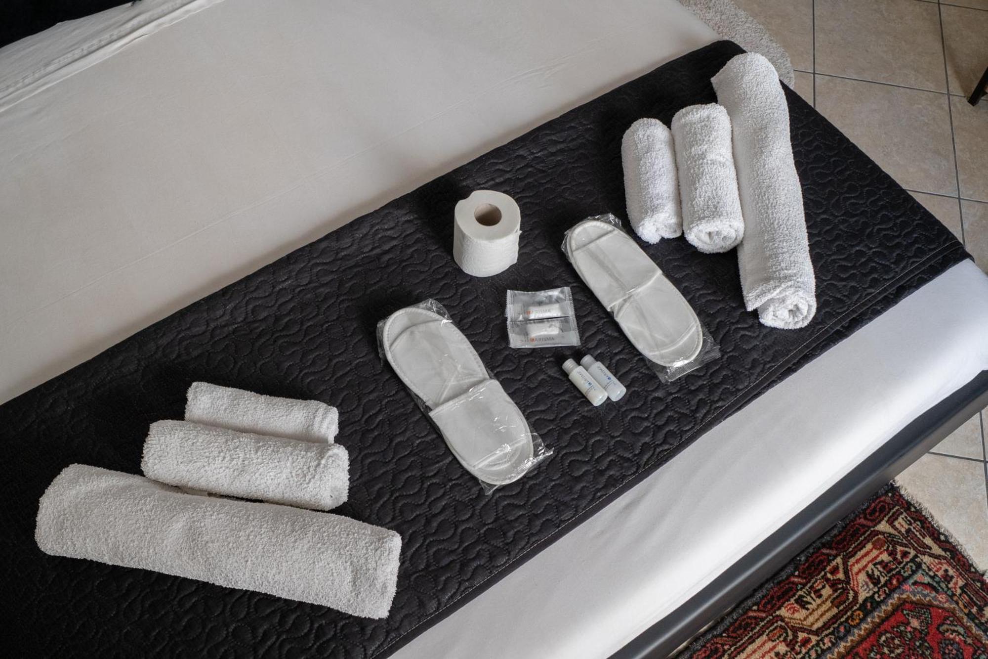 Whitehouse Bed & Breakfast Lecce Ngoại thất bức ảnh